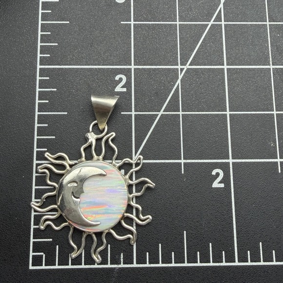 Sterling Silver Mexico Sun Ray Moon Face Eclipse Celestial Pendant Fire Opal 925 - Picture 5 of 6